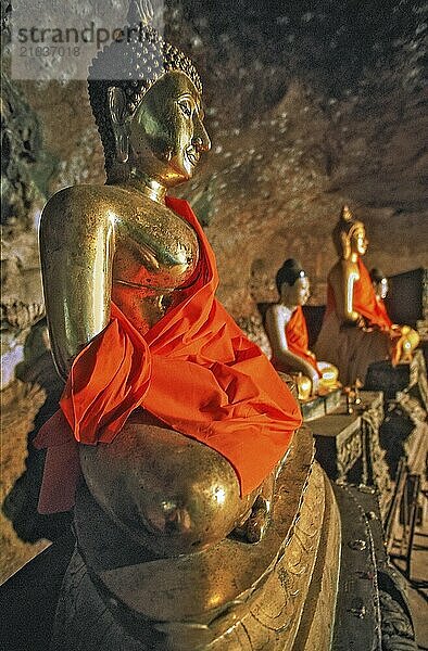 Buddha figures in the Monkey Cave  Tham Suwankhuha cave  Phang-Nga  Phuket  Thailand  Asia