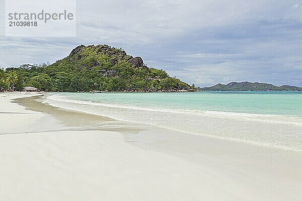 Dream beach in the Seychelles  Dream beach on Seychelles