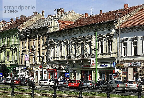 Stadt Arad  Stadtzentrum  Häuser entlang des Boulevard der Revolution  Banat  Rumänien  Europa