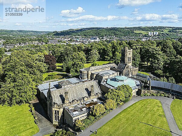 Cliffe Castle and Gardens aus einer Drohne  Keighley  West Yorkshire  England  Großbritannien  Europa