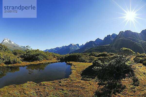 Blick von Key Summit  Fiordland Nationalpark  Weltnaturerbe South West New Zealand  zu den Humboldt Mountains (Mt. Aspiring Nationalpark)  Westküste  Südinsel Neuseeland  Neuseeland  Ozeanien