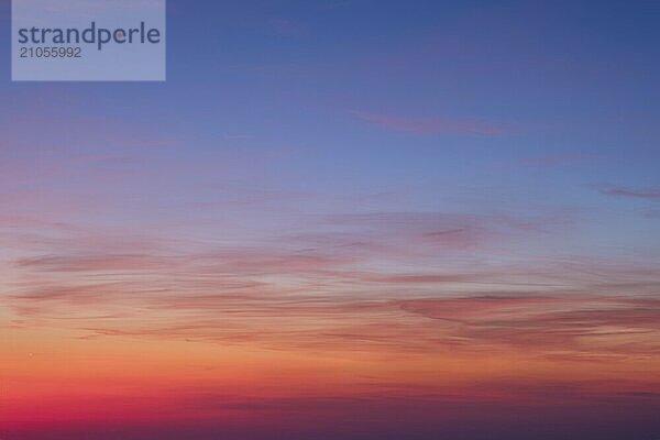 Schöne dramatische landschaftliche nach Sonnenuntergang Himmel Hintergrund nach Sonnenuntergang