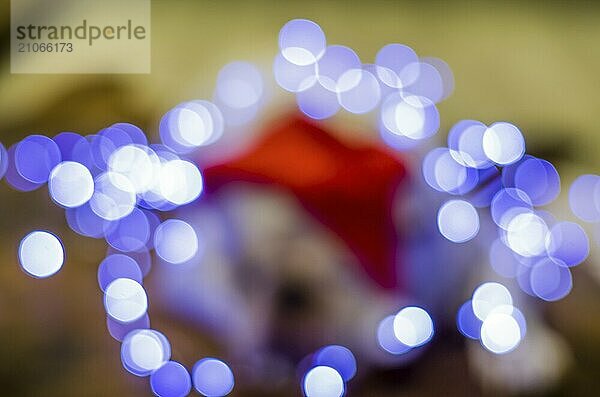 Weihnachtsbeleuchtung unscharf für Hintergründe  Bokeh für Hintergründe