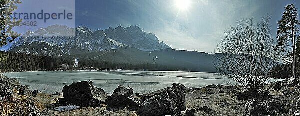 Panorama Zugspitzmassiv und Eibsee