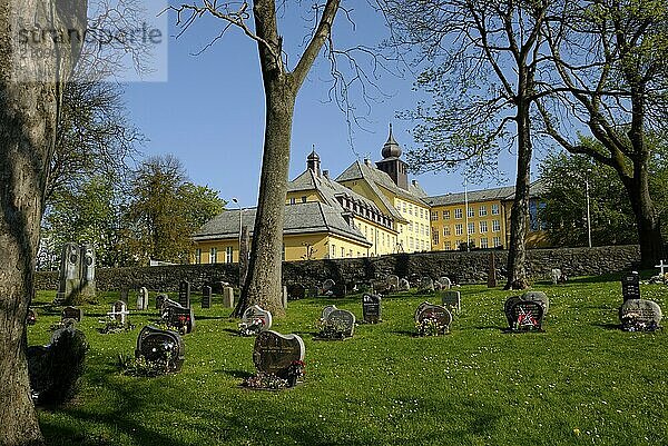 Cemetery in front of Aspöy Skole  Aalesund  Norway  Europe