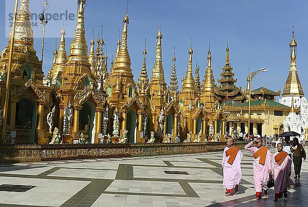 Yangoon  Myanmar Shwe Dagon Pagode