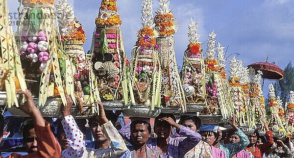 Temple festival in Bangli  procession  Bali  Indonesia