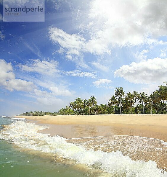 Schöne Strandlandschaft  Ozean in Indien