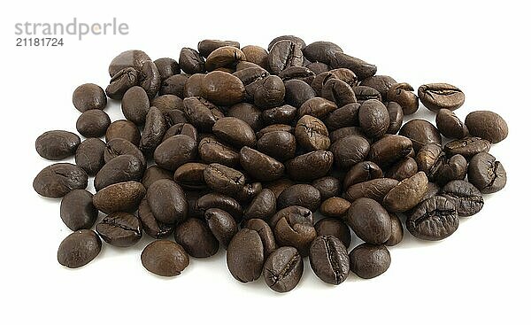 Coffee beans isolated on white background close up