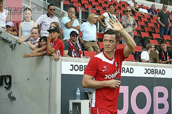 Michael Gregoritsch (SC Freiburg) beim Fußball-Testspiel: SC Freiburg  AC Florenz REGULATIONS PROHIBIT ANY USE OF PHOTOGRAPHS AS IMAGE SEQUENCES AND/OR QUASI-VIDEONann Foto: Joachim Hahne/johapress