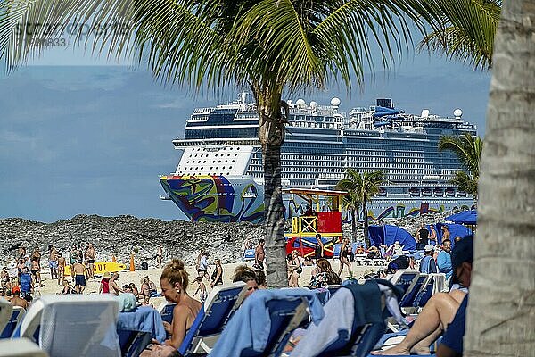 Wunder der Karibik: Norwegian Encore enthüllt Great Stirrup Cay  ein privates Paradies auf den Bahamas  und heißt Urlauber zu sonnenverwöhntem Glücklichsein willkommen