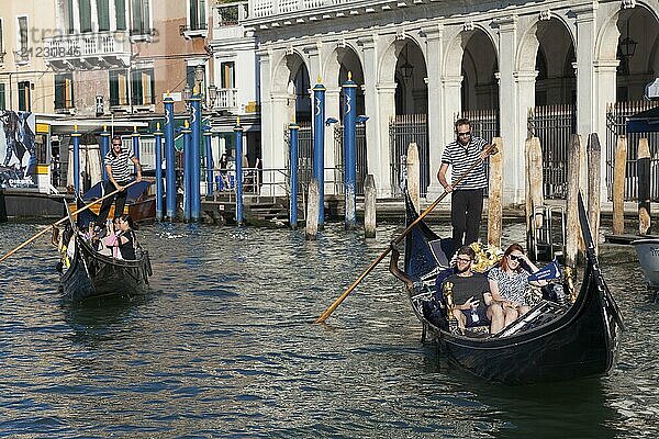 Gondoliers in Venice  Veneto  Italy  Europe