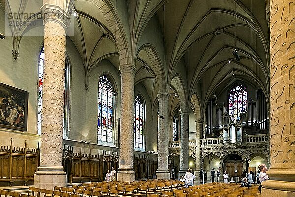 Innenansicht  Kathedrale Notre-Dame de Luxembourg  Luxemburg Stadt  Luxembourg  Luxemburg  Europa