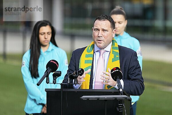 MELBOURNE  AUSTRALIEN  03. JULI: James Johnson  CEO von Football Australia  bei der offiziellen Eröffnung der australischen Matildas Trainingseinrichtung und der Bekanntgabe des Kaders für die FIFA Frauen Weltmeisterschaft 2023 an der La Trobe University am 03. Juli 2023 in Melbourne  Australien  Ozeanien