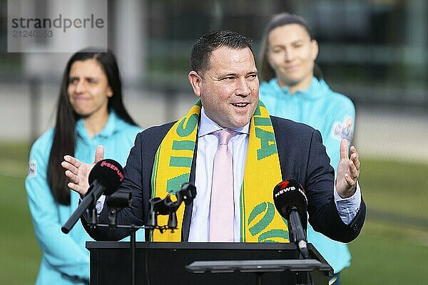 MELBOURNE  AUSTRALIEN  03. JULI: James Johnson  CEO von Football Australia  bei der offiziellen Eröffnung der australischen Matildas Trainingseinrichtung und der Bekanntgabe des Kaders für die FIFA Frauen Weltmeisterschaft 2023 an der La Trobe University am 03. Juli 2023 in Melbourne  Australien  Ozeanien