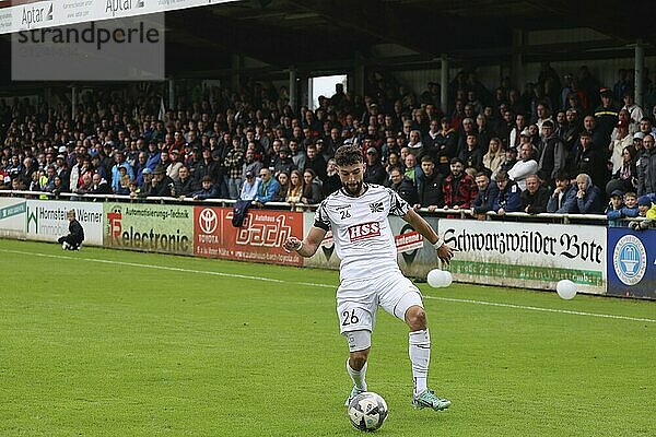 Mokhtar Boulachab (FC 08 Villingen) beim Spiel der OL BaWü: 23-24  34. Spieltag  FC 08 Villingen  CFR Pforzheim