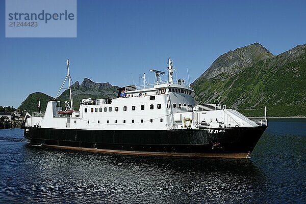 MS Skutvik  Gryllefjord  Senja  Troms  Norwegen