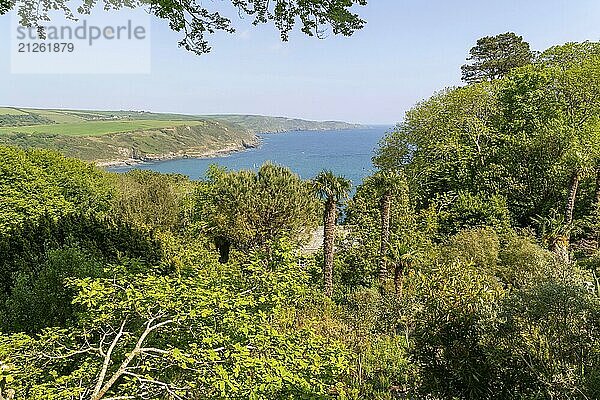 Blick auf die Küste mit Blick nach Osten in Richtung Prawle Point von Sharpitor  Salcombe  South Deven  England  UK