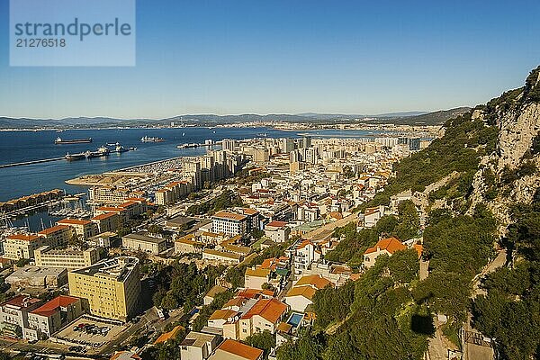 Schöner Landschaftsblick von Gibraltar  Spaniens Südküste