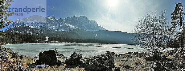 Panorama Zugspitzmassiv und Eibsee