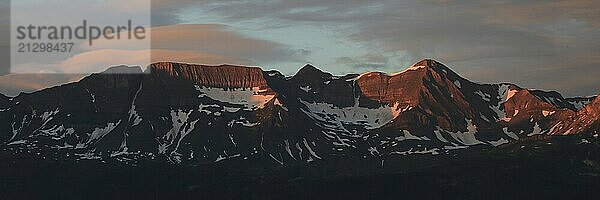 Gassenhorn and Faulhorn at sunrise. View from Planalp  Brienz