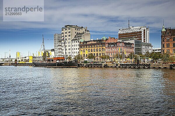 Inner Harbor  SkaneCounty  Malmö  Sweden  Scandinavia  Europe