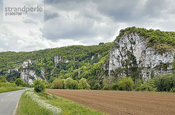 View of rocks and church in Saint-Cirq-Lapopie  France  Europe