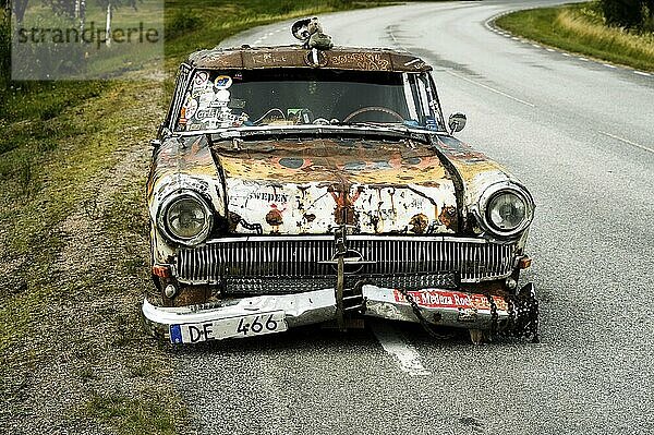 Oldtimer at the roadside  Opel Kapitän from 1960  ready for scrap but in drivable condition  so-called Swedish Raggarbil  Arvika  Värmland  Sweden  Europe