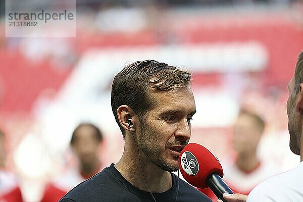 Coach Julian Schuster (SC Freiburg) at the football test match: SC Freiburg  AC Florence REGULATIONS PROHIBIT ANY USE OF PHOTOGRAPHS AS IMAGE SEQUENCES AND/OR QUASI-VIDEONan Photo: Joachim Hahne/johapress