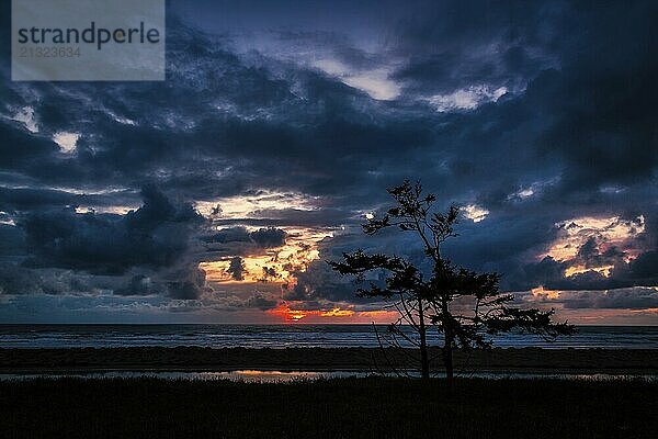 Color image of a beautiful sunset overlooking the Pacific Ocean in Northern California