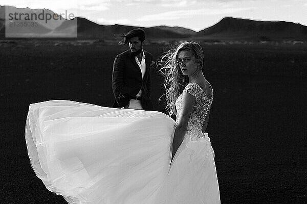 Wedding couple in the mountains of Iceland