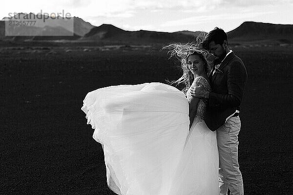 Wedding couple in the mountains of Iceland