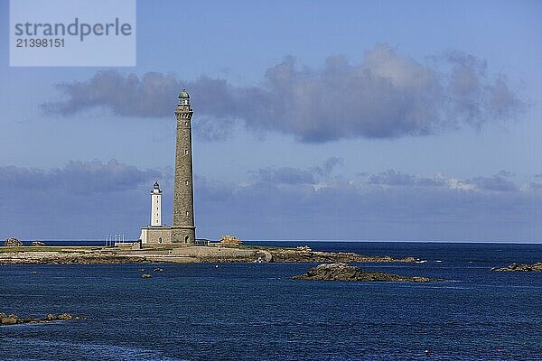 Aerial view island Ile Vierge with lighthouses Phare de l'Ile Vierge  old lighthouse from 1845 and new lighthouse from 1902  with 82  5 metres highest lighthouse in Europe  off the coast of Plouguerneau  department Finistere Penn-ar-Bed  region Bretagne Breizh  France  Europe