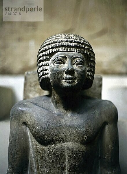 Sculpture  Egyptian Museum  Cairo