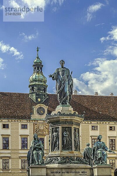 Monument To Emperor Franz 1 in front of Amalienburg in Hofburg Palace  Vienna  Austria  Europe