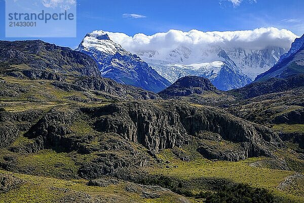 El Chaltén  Patagonia  Argentina  El Chaltén with a view of the Fitz Roy massif. El Chaltén offers the most direct access to the mountain massifs of Cerro Torre and Fitz Roy. The trekking resort is located 222 kilometres north of El Calafate  on the border with Chile  South America