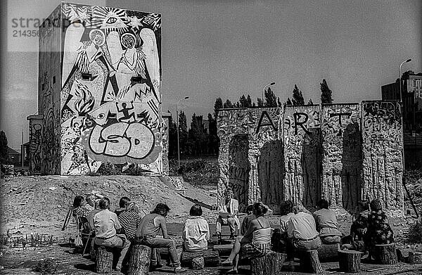 Germany  Berlin  27.07.1991  painted former watchtower at the Spreebogen  ART  reading  Europe