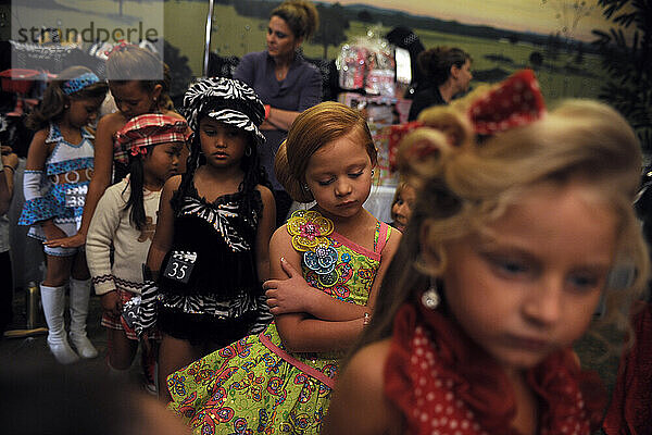 Pageants in the USA is a common and well know celebration that in one hand gives the children self confidence and security in life but in the other can be dangerous and painfull for their future.