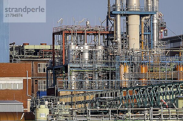 Leverkusen  North Rhine-Westphalia  Germany - Bayer Chempark Leverkusen  plant site on the Rhine  one third of all chemical production in North Rhine-Westphalia takes place here  the operating company of the Chempark is Currenta  formerly Bayer Industry Services